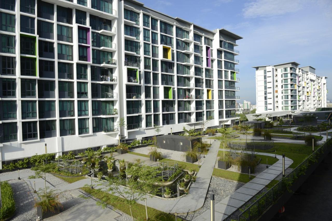 8Pax Cozy Home Stay Jazz Suites 1 Vivacity Kuching Sarawak 3Br Buitenkant foto